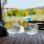 La Rustica En Vinuela, Piscina Privada Nyaraló