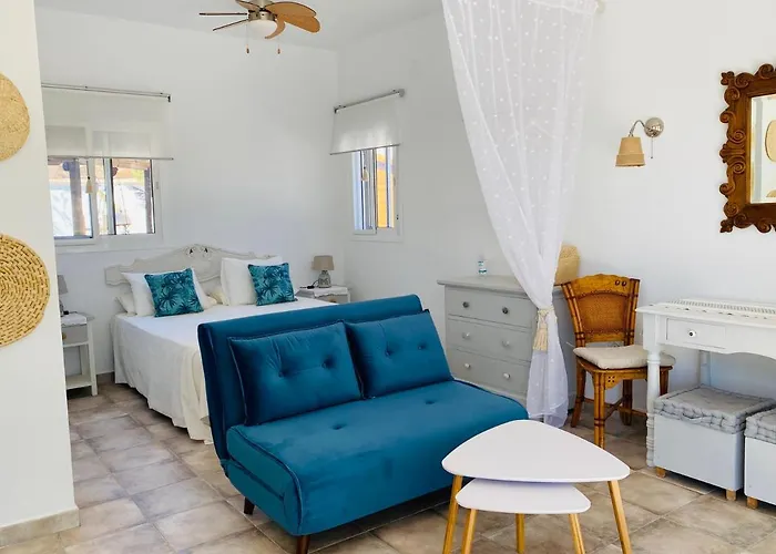 La Rustica En Vinuela, Piscina Privada בית נופש