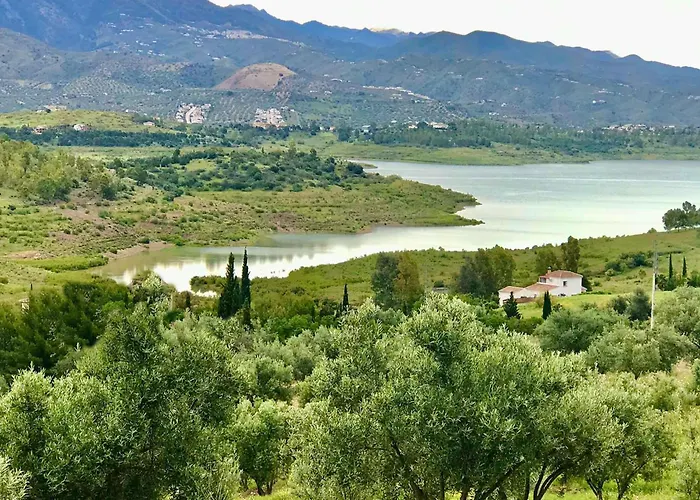 בית נופש La Rustica En Vinuela, Piscina Privada *