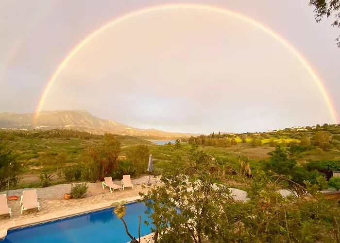 La Rustica En Vinuela, Piscina Privada